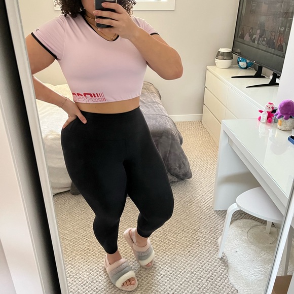 Reebok - Baby Pink Cropped Tee (NWT) - Picture 10 of 11